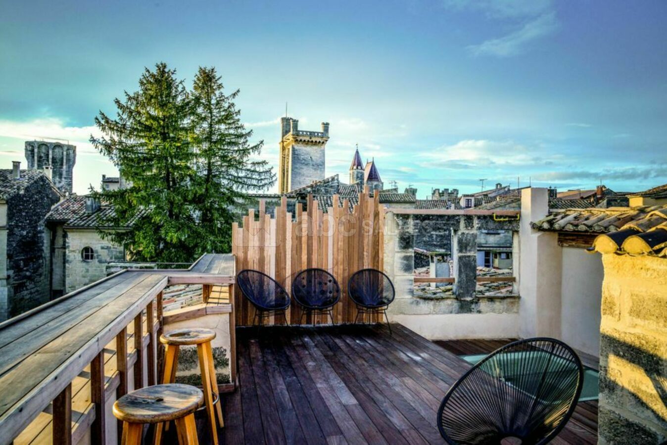 Boutique Hôtel Entraigues - Terrasse Panoramique avec vue sur la cathédrale Saint-Théodorit d'Uzès