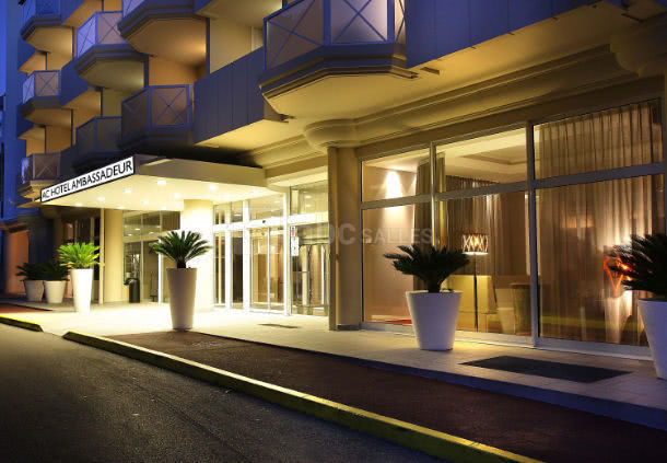 AC Hotel Ambassadeur Antibes - Juan-les-Pins