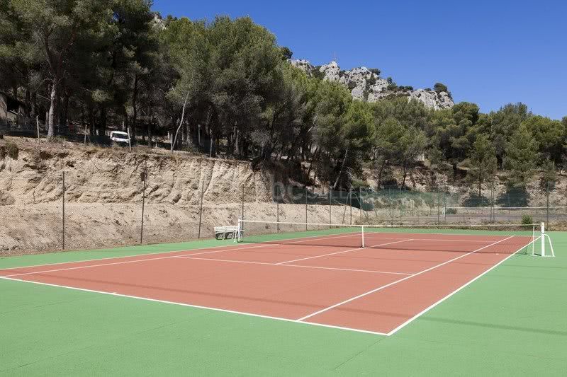 Terrain de tennis