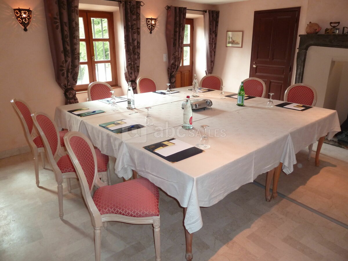 Salle de sous commission