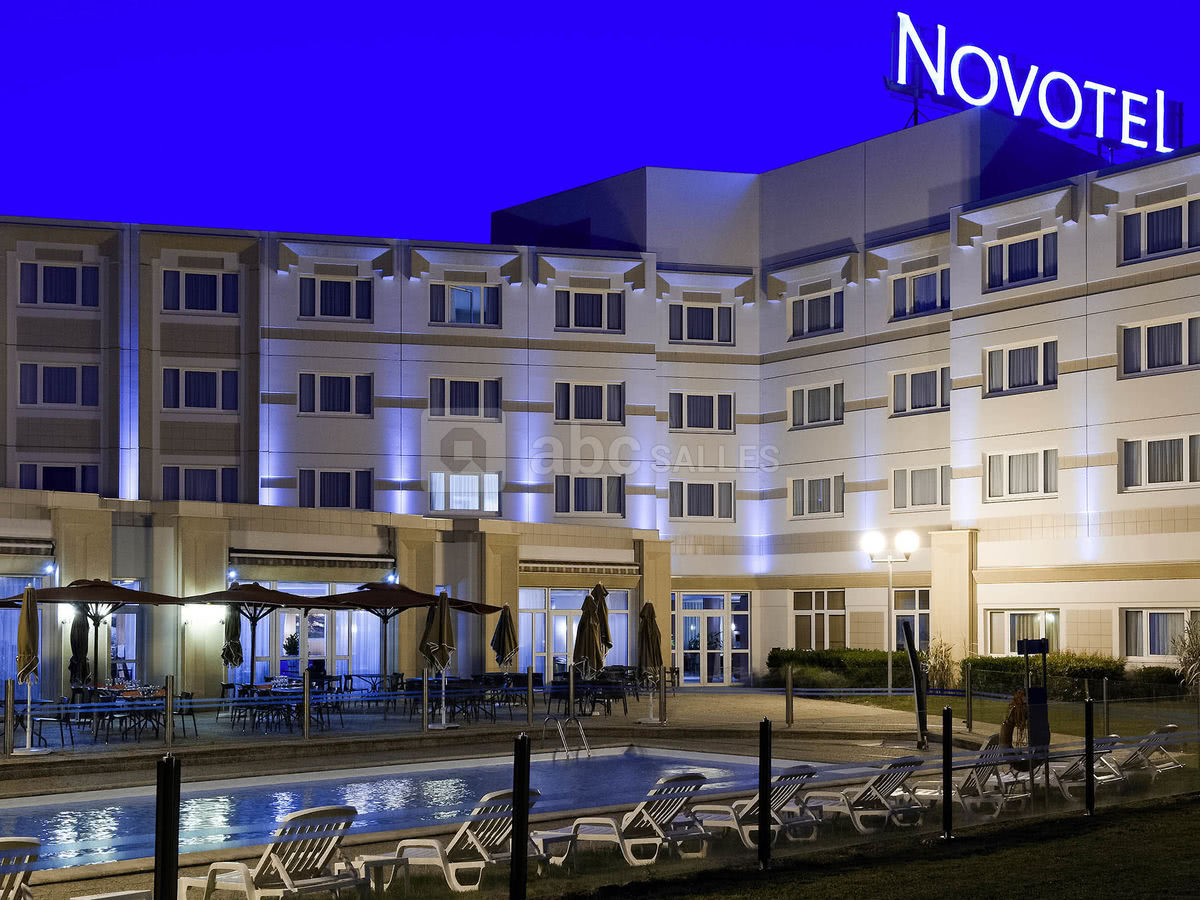 Novotel Bourges Hotel - ABC Salles