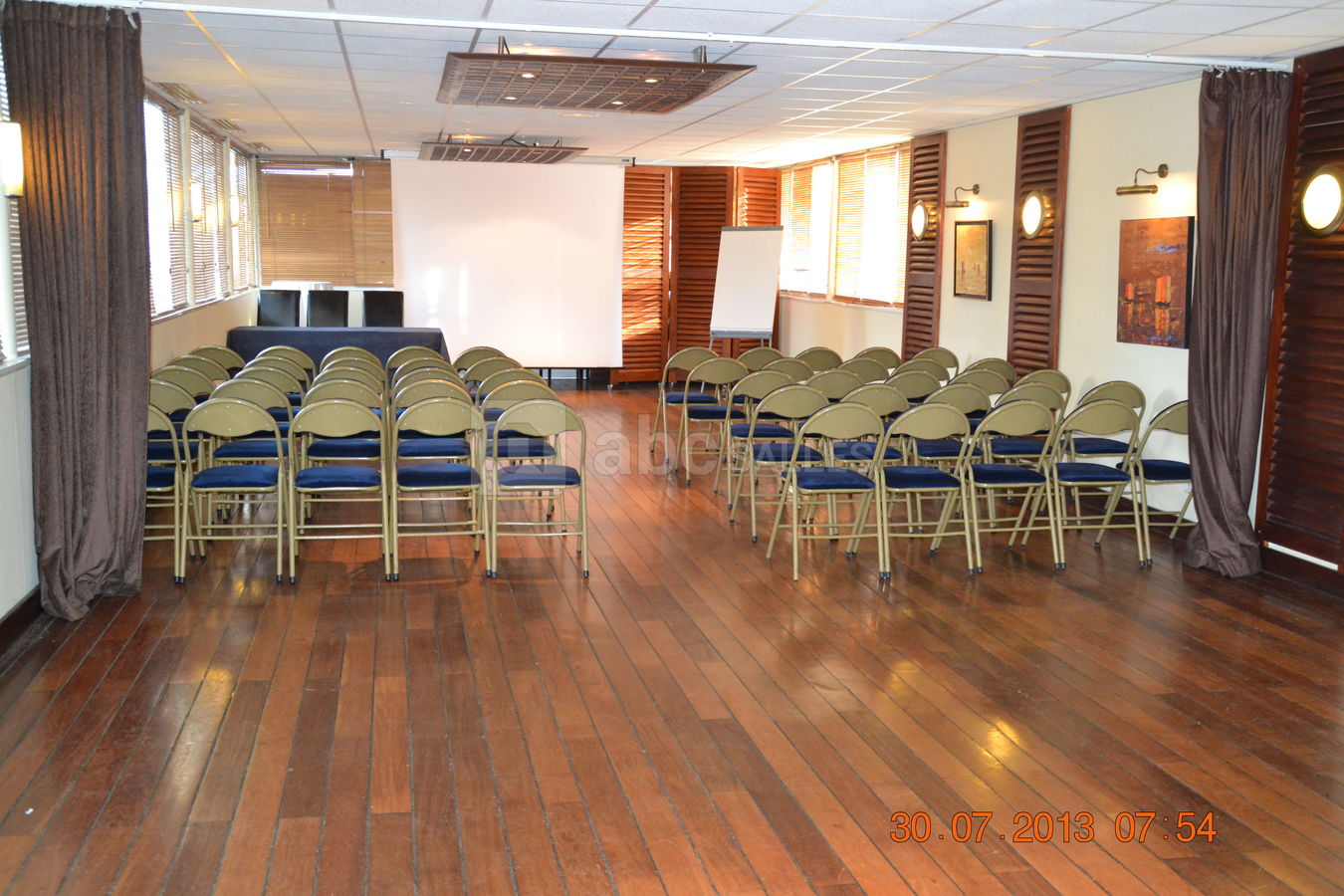 SEMINAIRE 120 PERSONNES