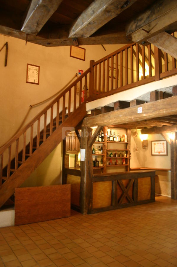 Bar, piste danse, mezzanine