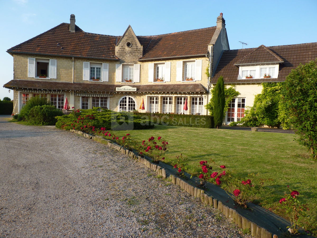 Parking et espace vert