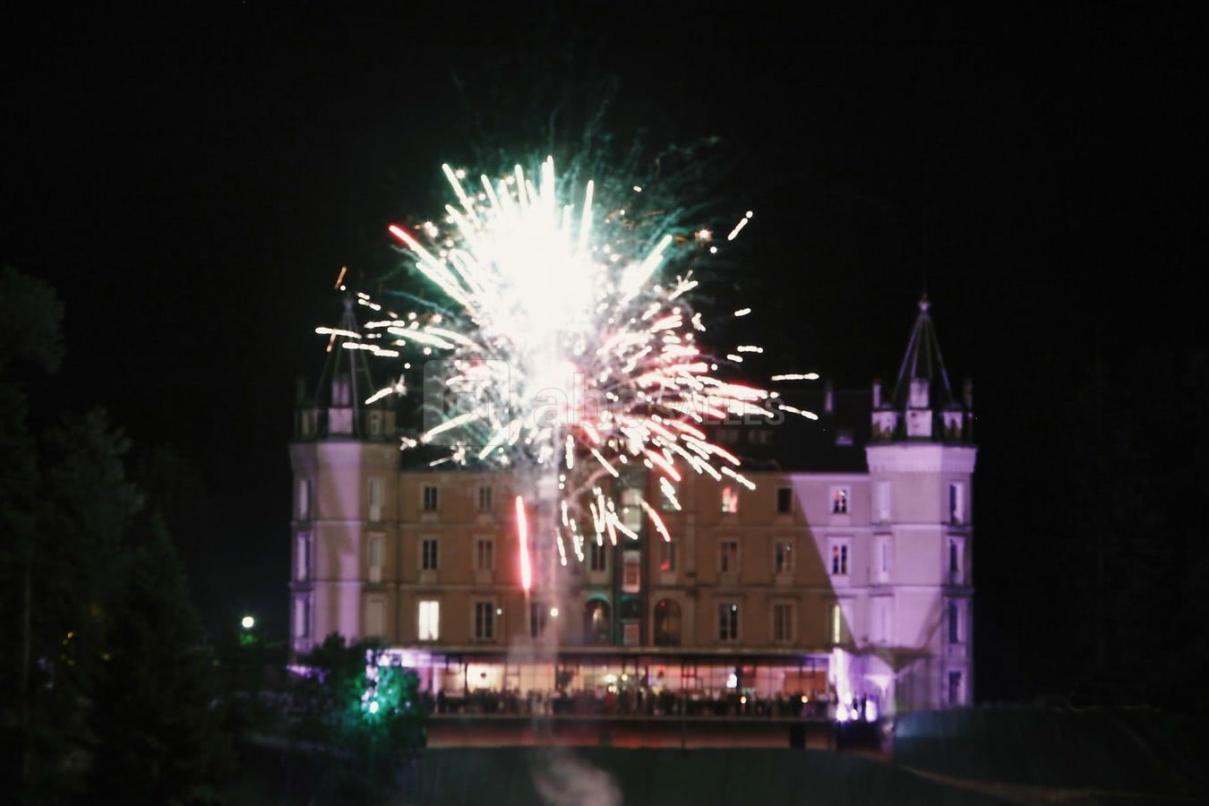 Feu artifice sur la chateau