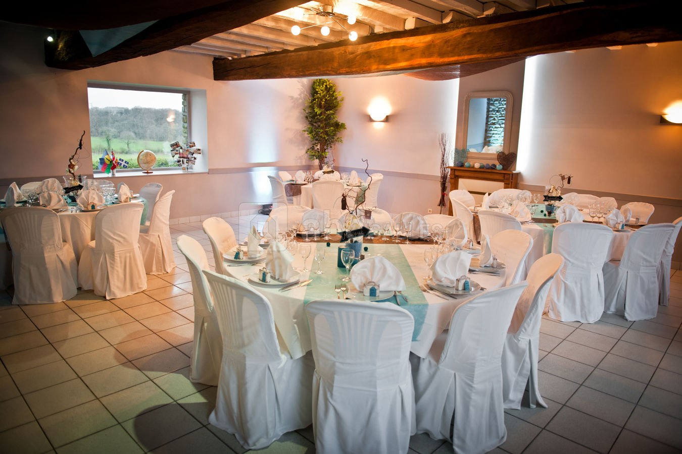 Salle de 70 personnes ou salle de bal