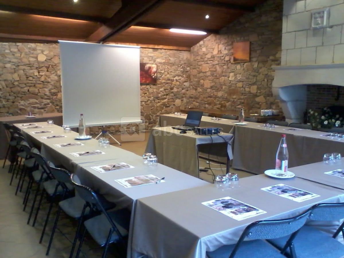 Salle magnolia en style u