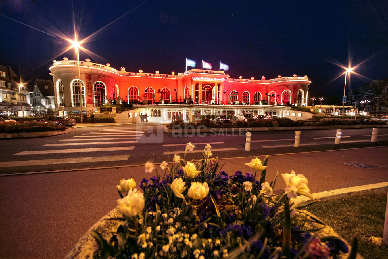 Le Casino Barrière de Deauville face au C.I.D