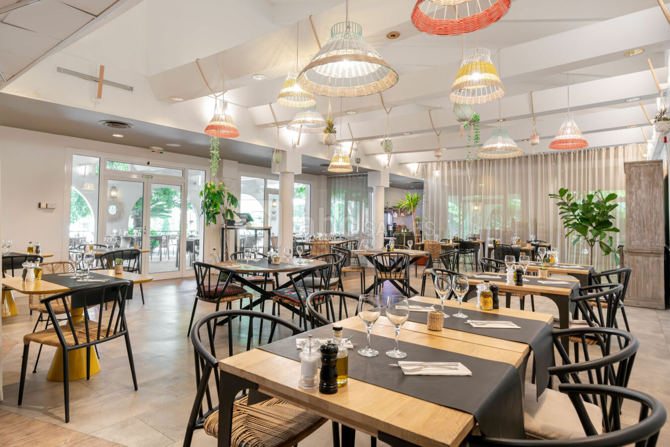 Restaurant Hillside