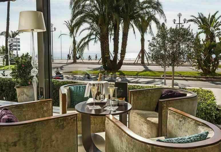 Bar Le W - Terrasse face à la mer, Cocktails , snacking