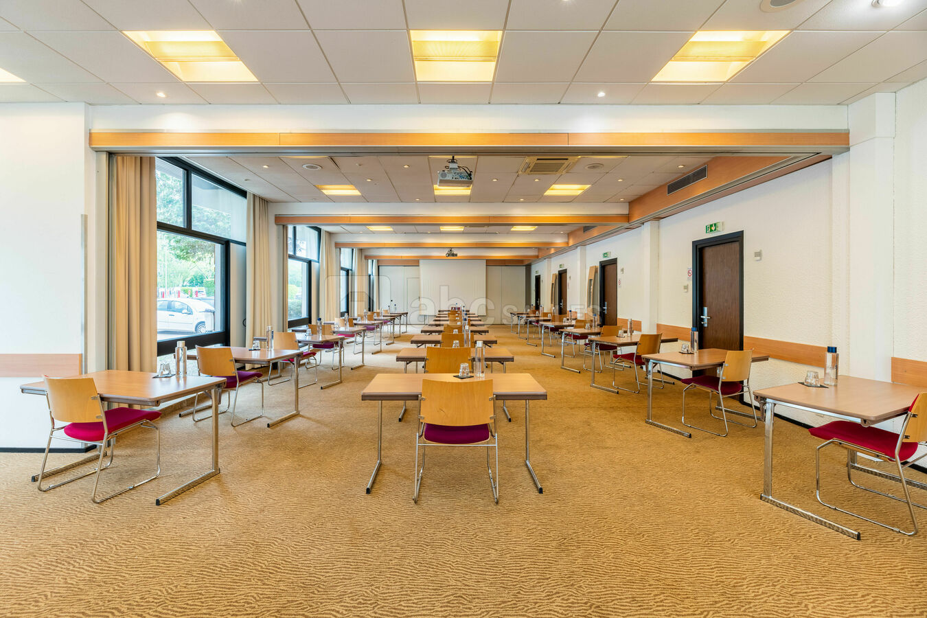 Salon 150 m²