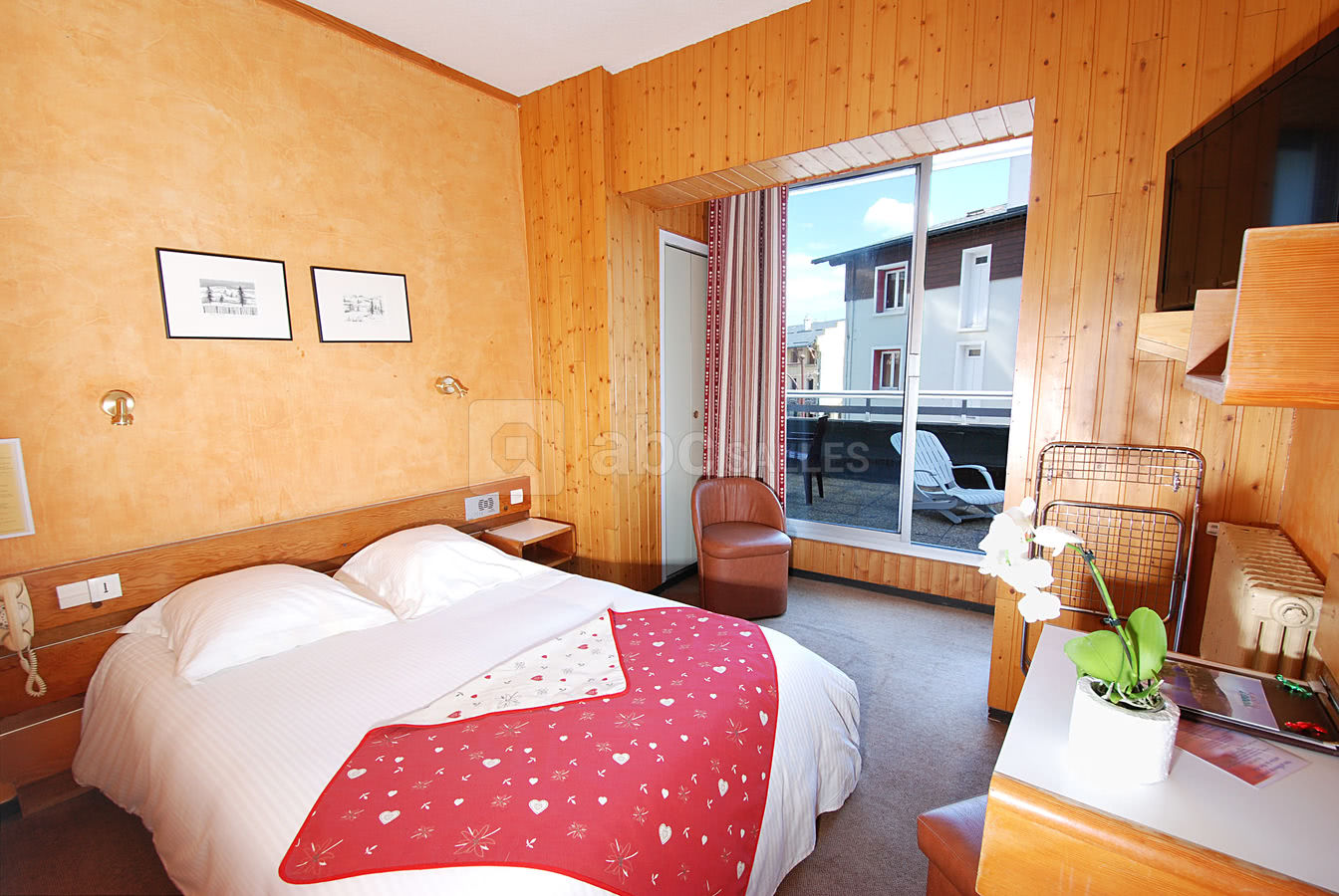 Chambre grand lit