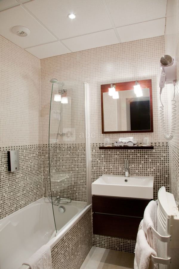 Salle de bain standard