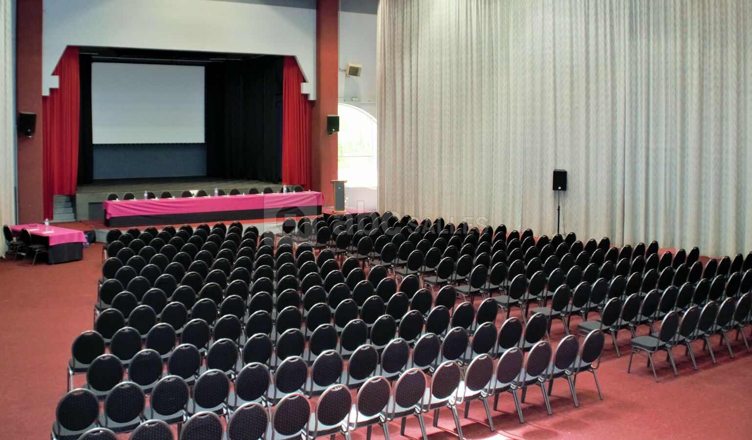 Le Forum - Salle Congrès