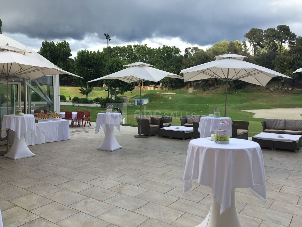 Cocktail en terrasse à Marseille - Bastide de la Salette