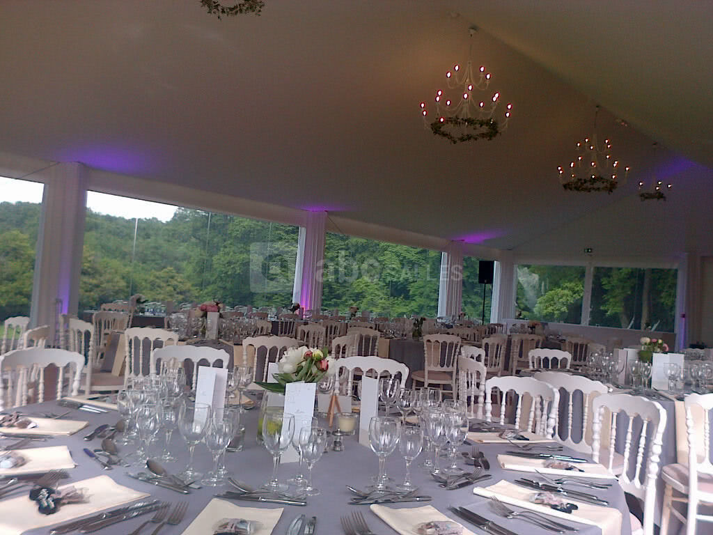 Réception sous tente