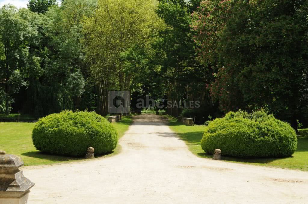 L'entrée du château