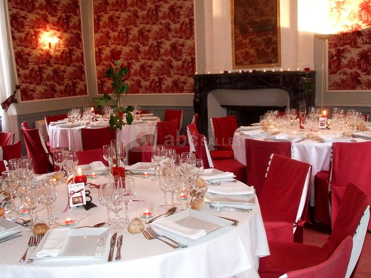 Salon Rouge