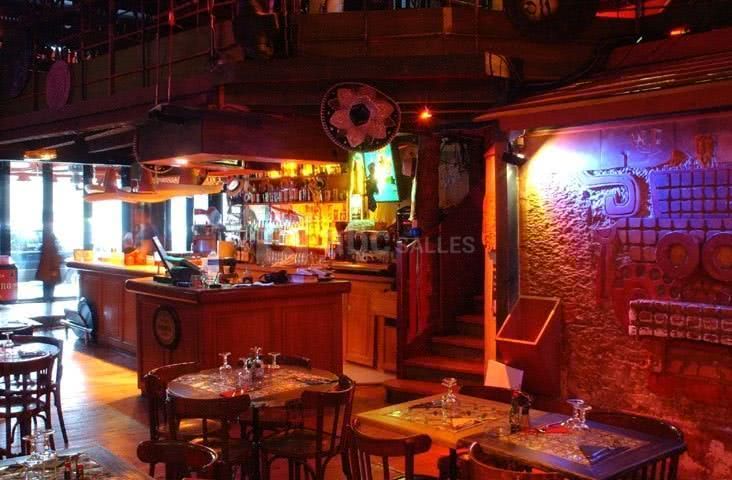 Entrée bar