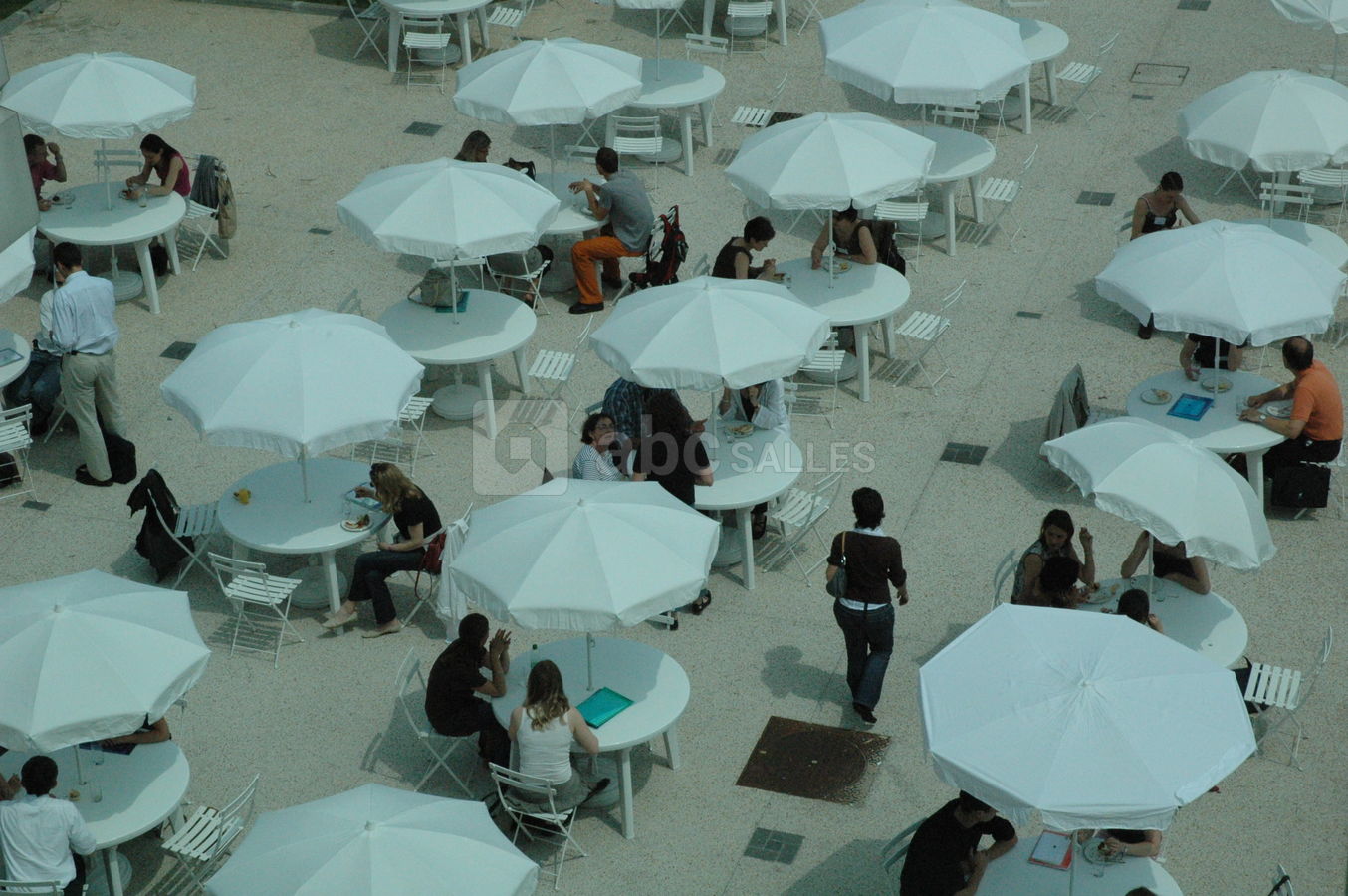 Déjeuner en terrasse