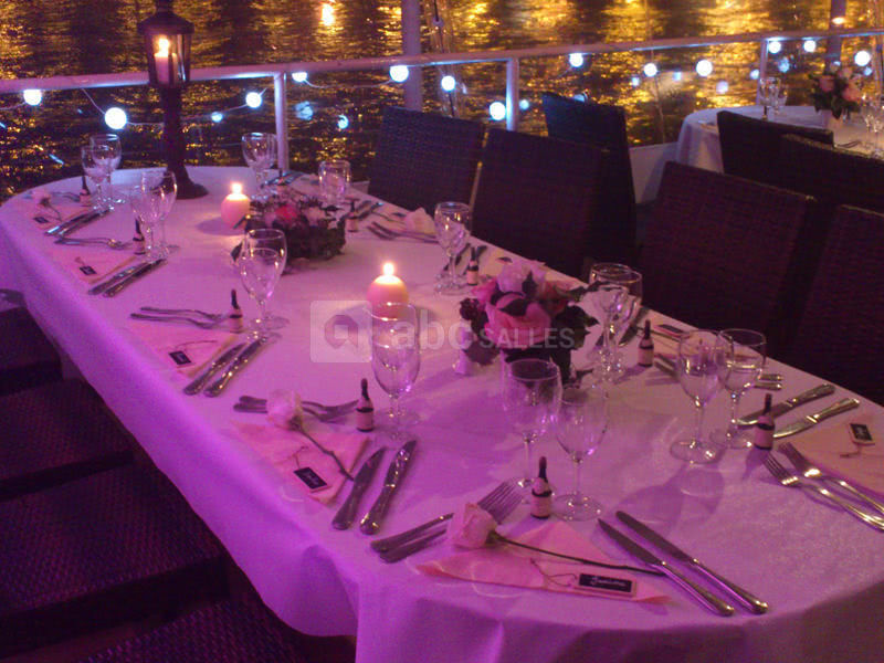 Diner assis 1