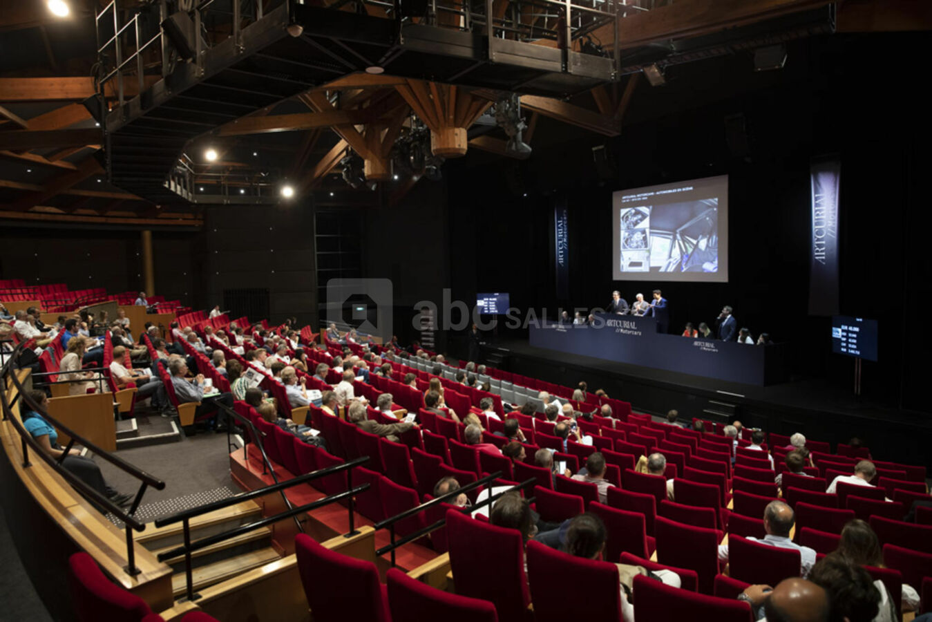 Salle Renaud-Barrault - confirguration conférence