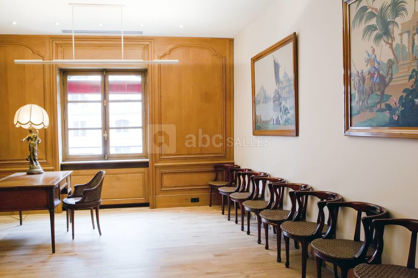 Salon colonial