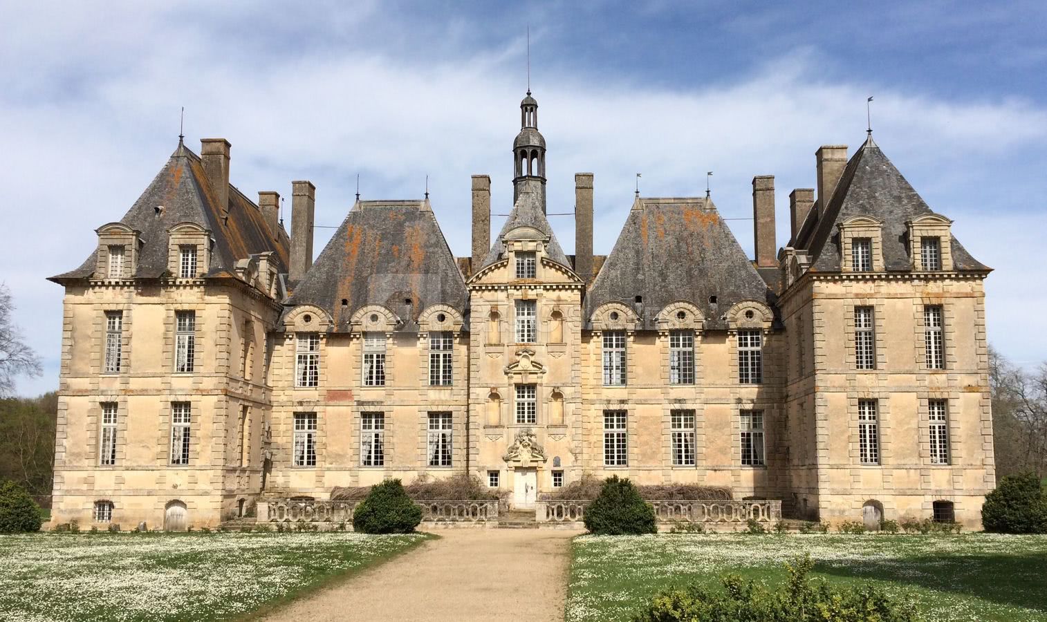 Château de Saint-loup sur Thouet (saint-loup lamairé pour le Gps)