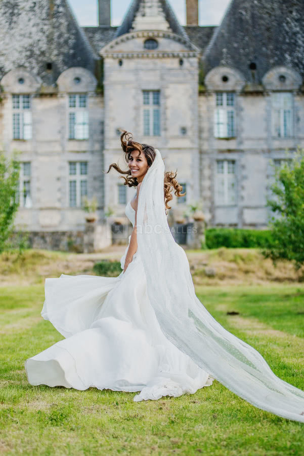 Claire Morris Photography Merveilleuse Baharak Château de Saint-loup Juin 2016