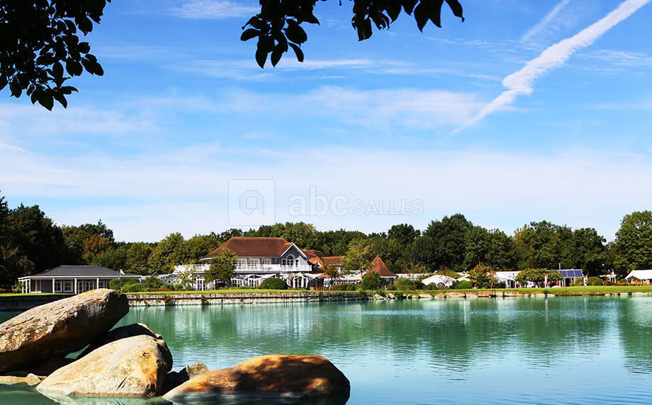 Etiolles Country club