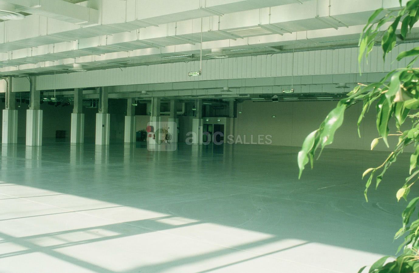 Espace condorcet 2300 m²