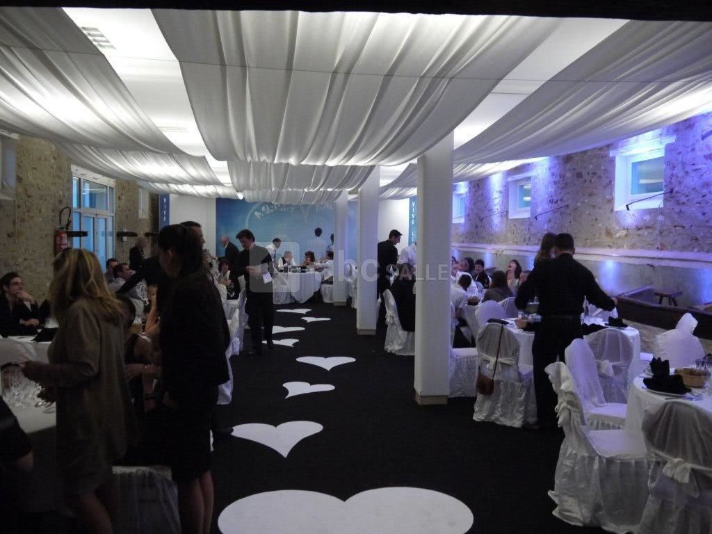 SALON DE RECEPTION