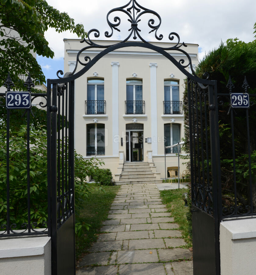 Entrée du Centre d'Affaires