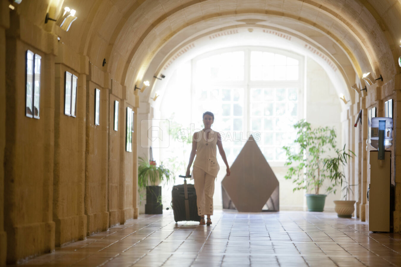 Le couloir vouté de l'hôtel