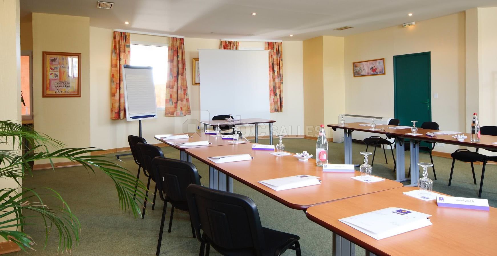 Salle amphore