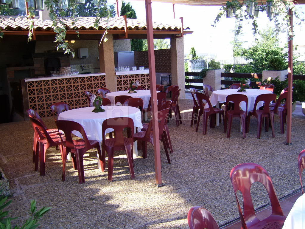 Apéritifs et cocktail sur la terrasse