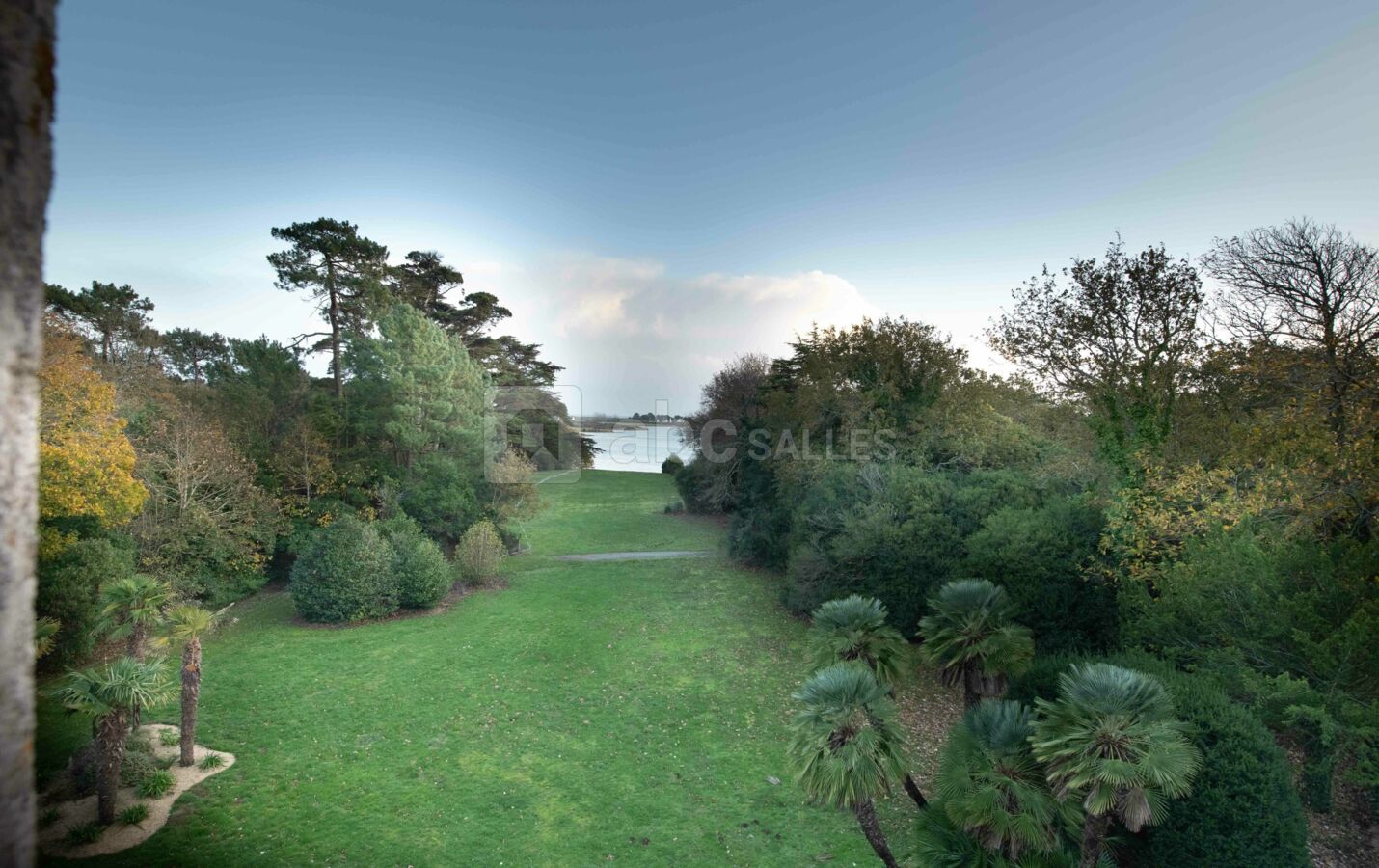 Vue sur l'océan des suites du manoir