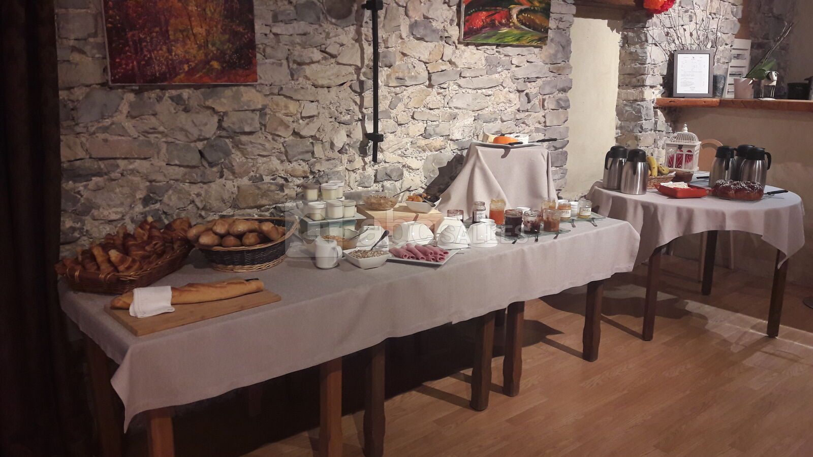 Exemple de Buffet Petit Déjeuner Fait Maison et de Saison
