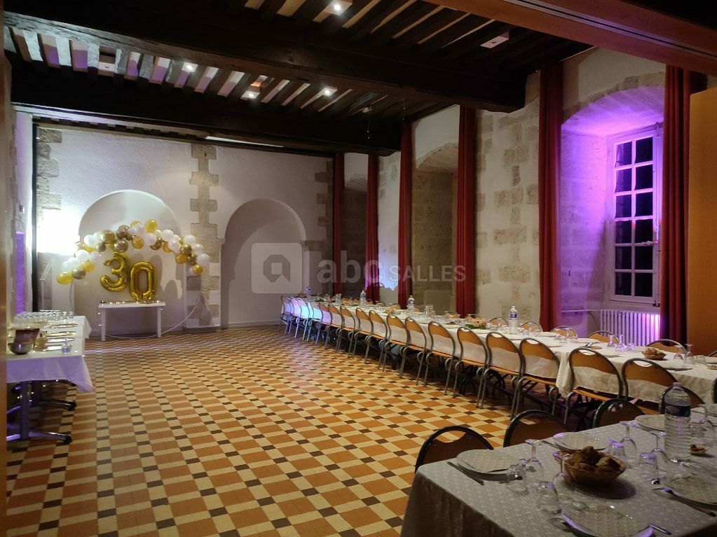 Salle Sainte Thérèse grand format