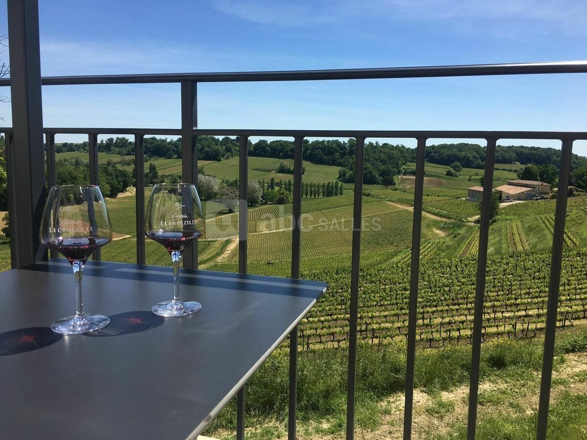 Vue de l'extérieur