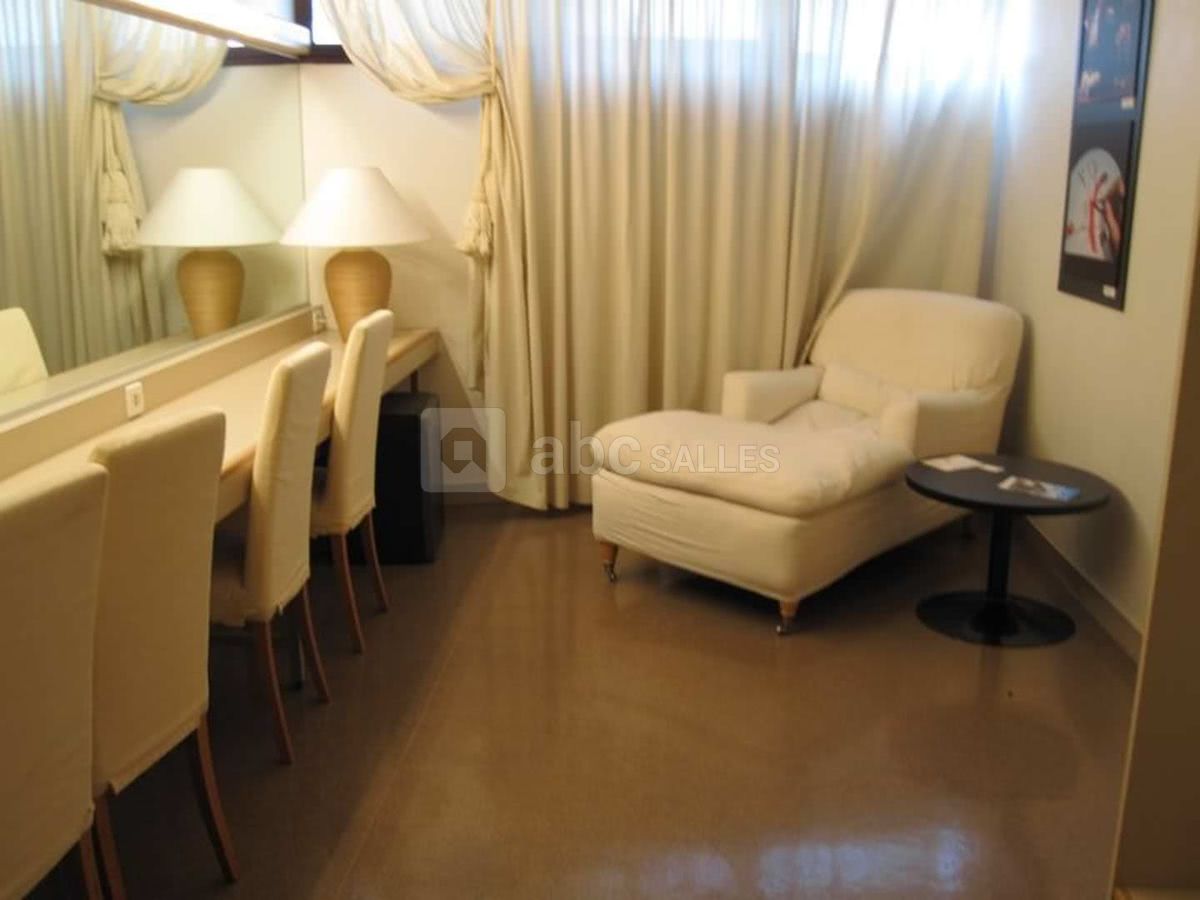 Loge