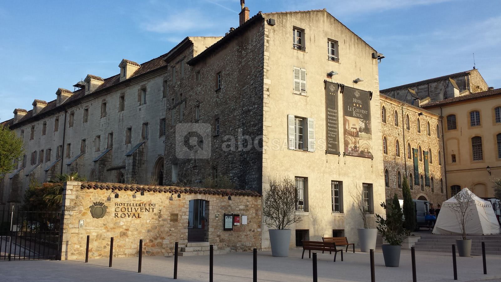 Façade du Couvent Royal