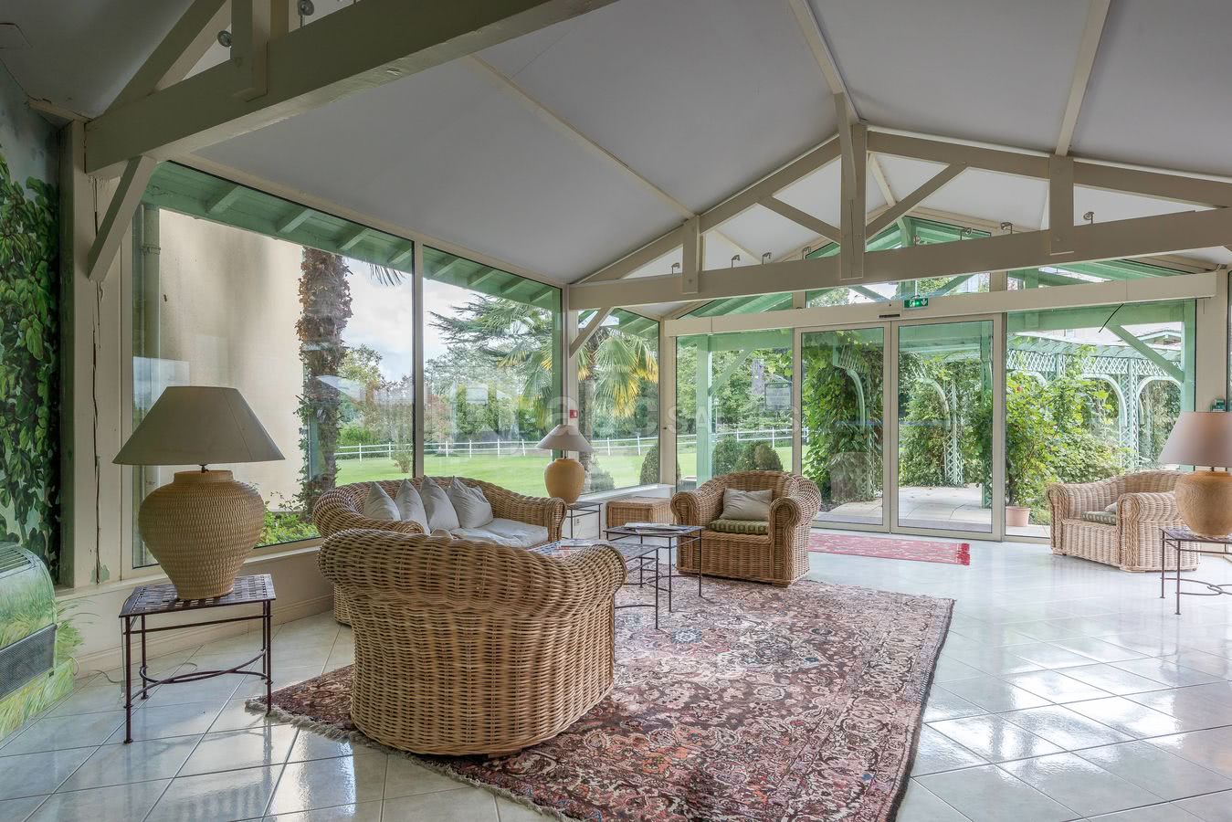 Hall Manoir