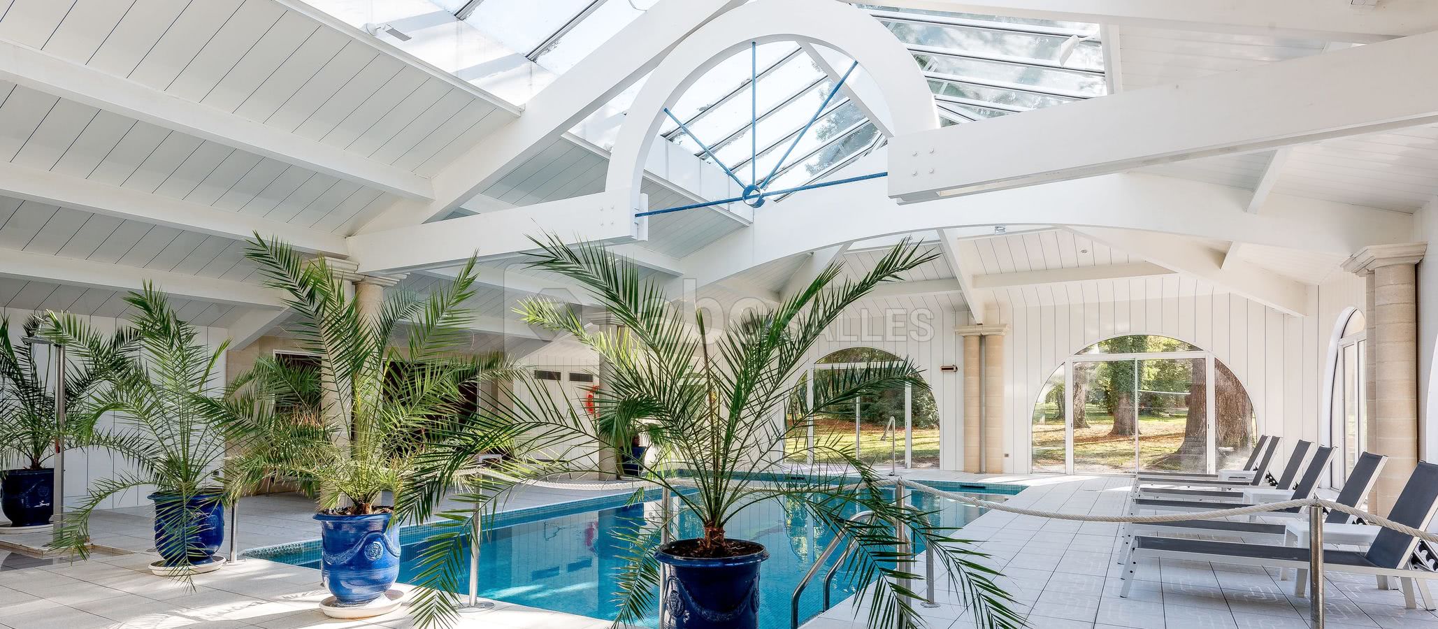 Piscine intérieure chauffée - hammam
