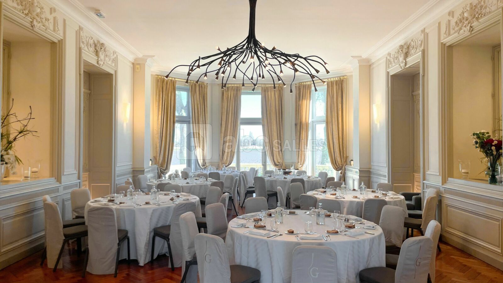 Dîner assis salon Ile