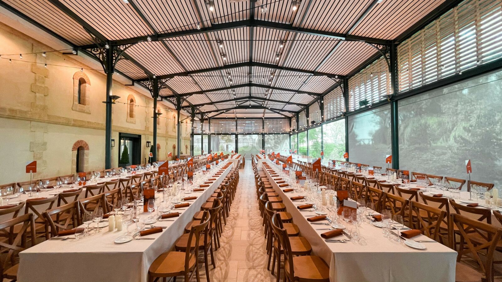 Halle - banquet