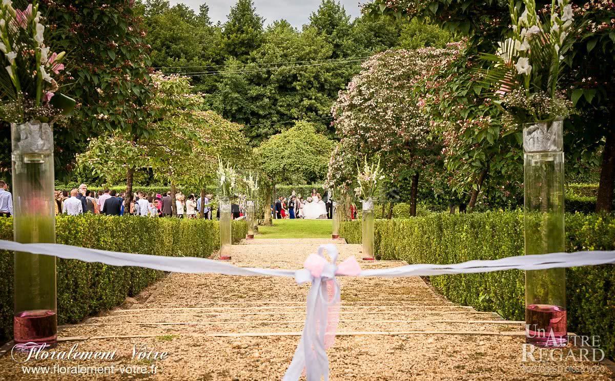 Escalier devant les Vieux Chais vu d'en haut