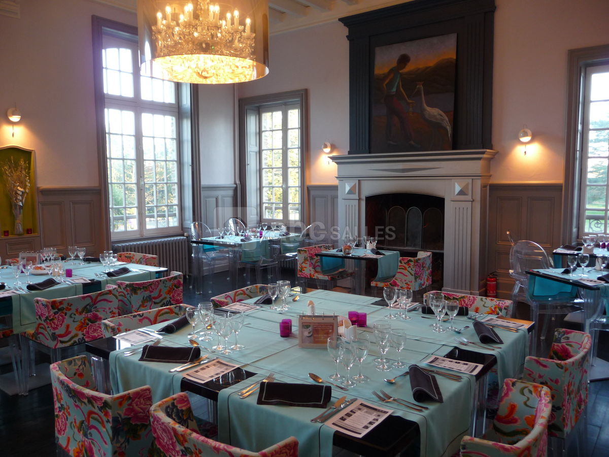 Grand salon restaurant