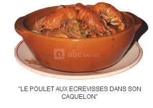 Le poulet aux écrevisses dans son caquelon