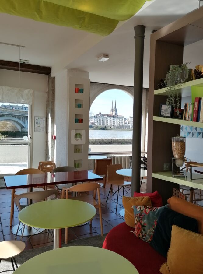 Salle  petit déjeuner